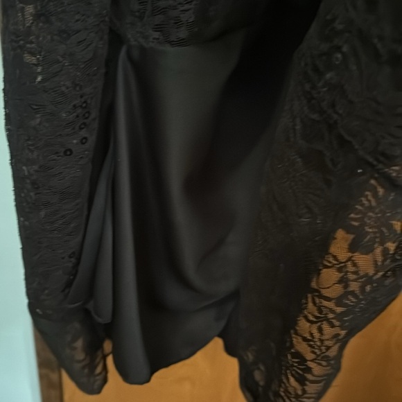 Jodi Kristopher Sequin and Lace Dress - Picture 6 of 6